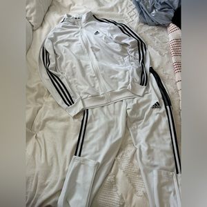 Great condition Adidas men tracksuit